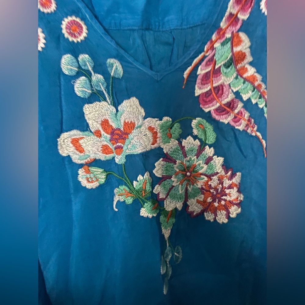 Johnny Was embroidered vneck blouse - Picture 3 of 7